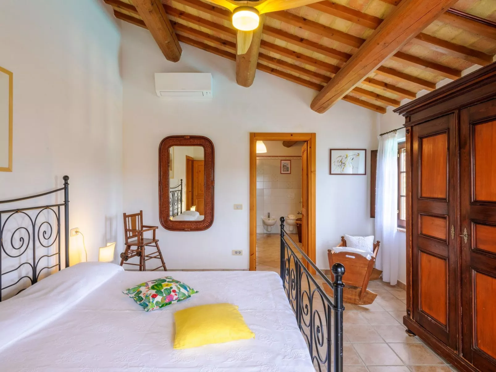 La Girolima, MarchFerienhäuser-Binnen