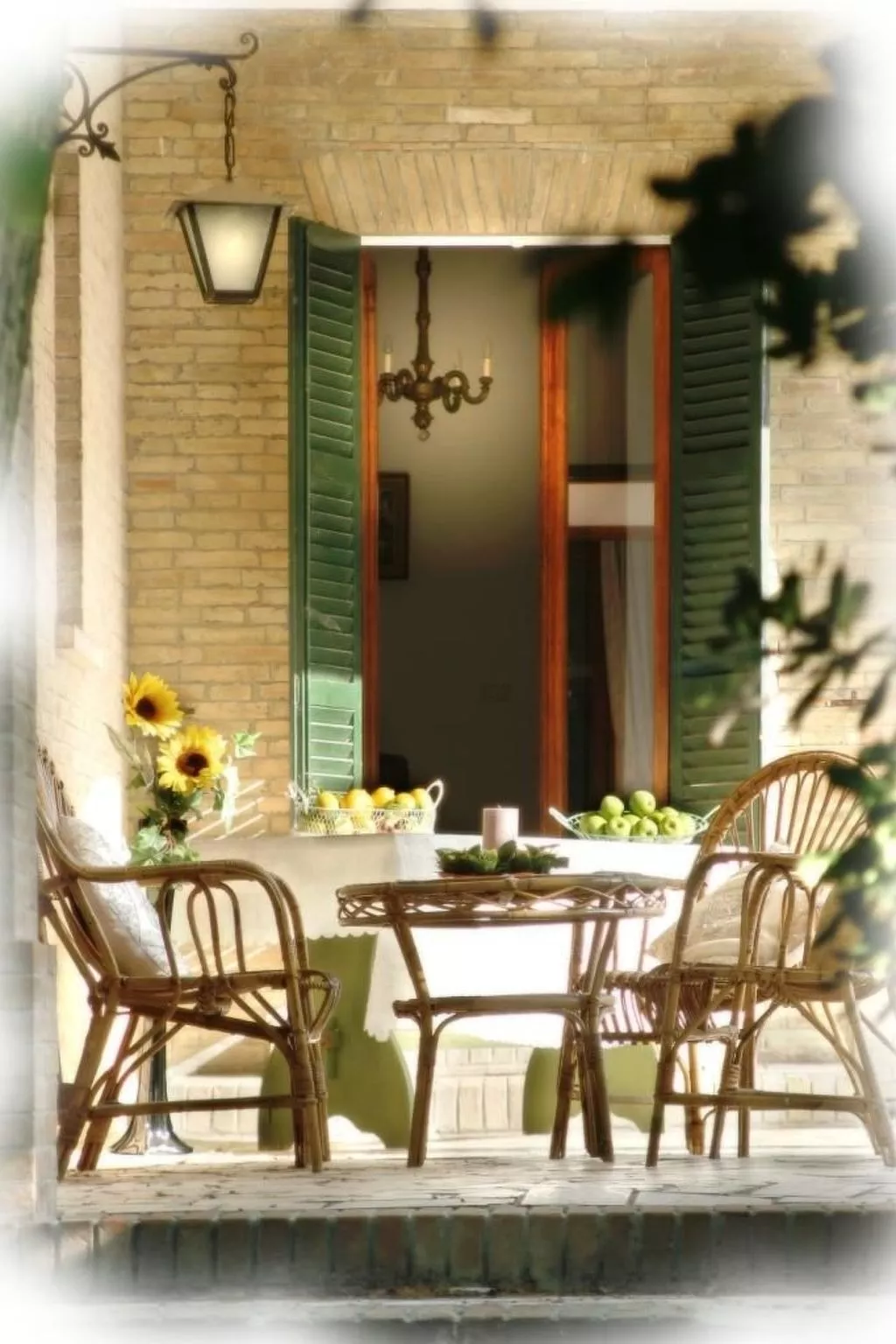 In der Gegend zwischen Meer und Berghang-Image-tags.info