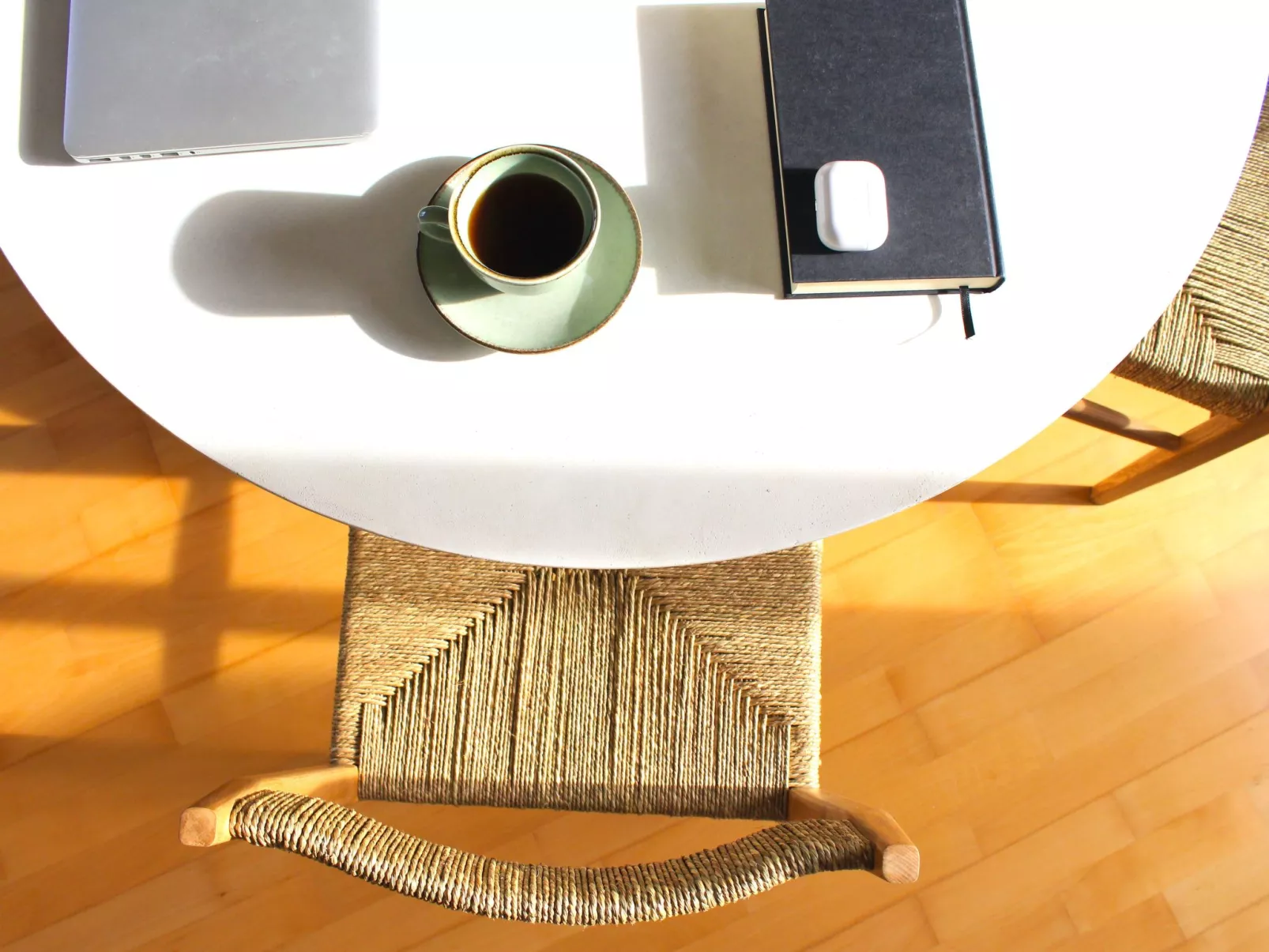 Luxuriöse Wohnung mit 1 Schlafzimmer, Balkon und Pool-Binnen