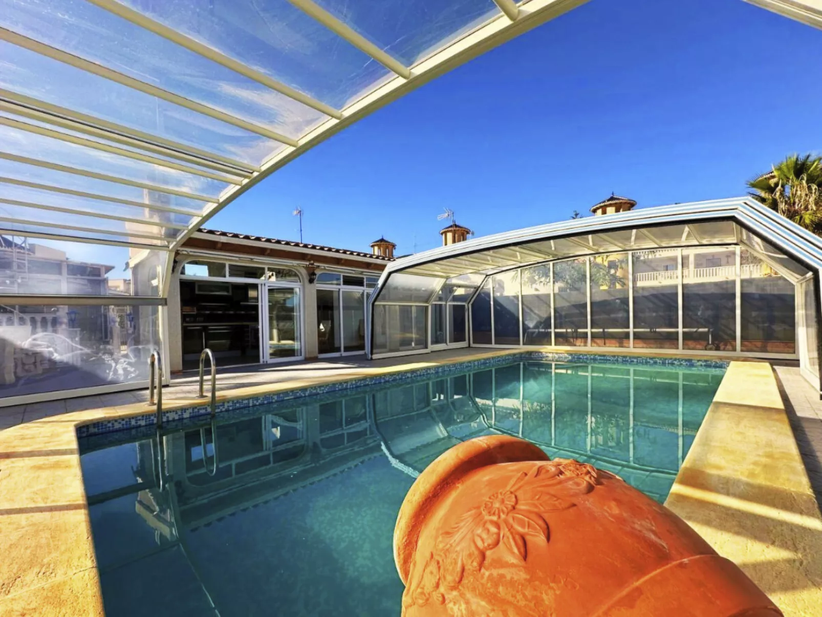 Villa Esmeralda-Buiten