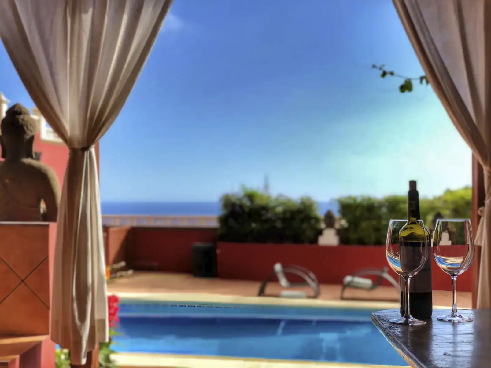 Villa im thailändischen Stil "Zen" mit beheiztem Pool-Buiten