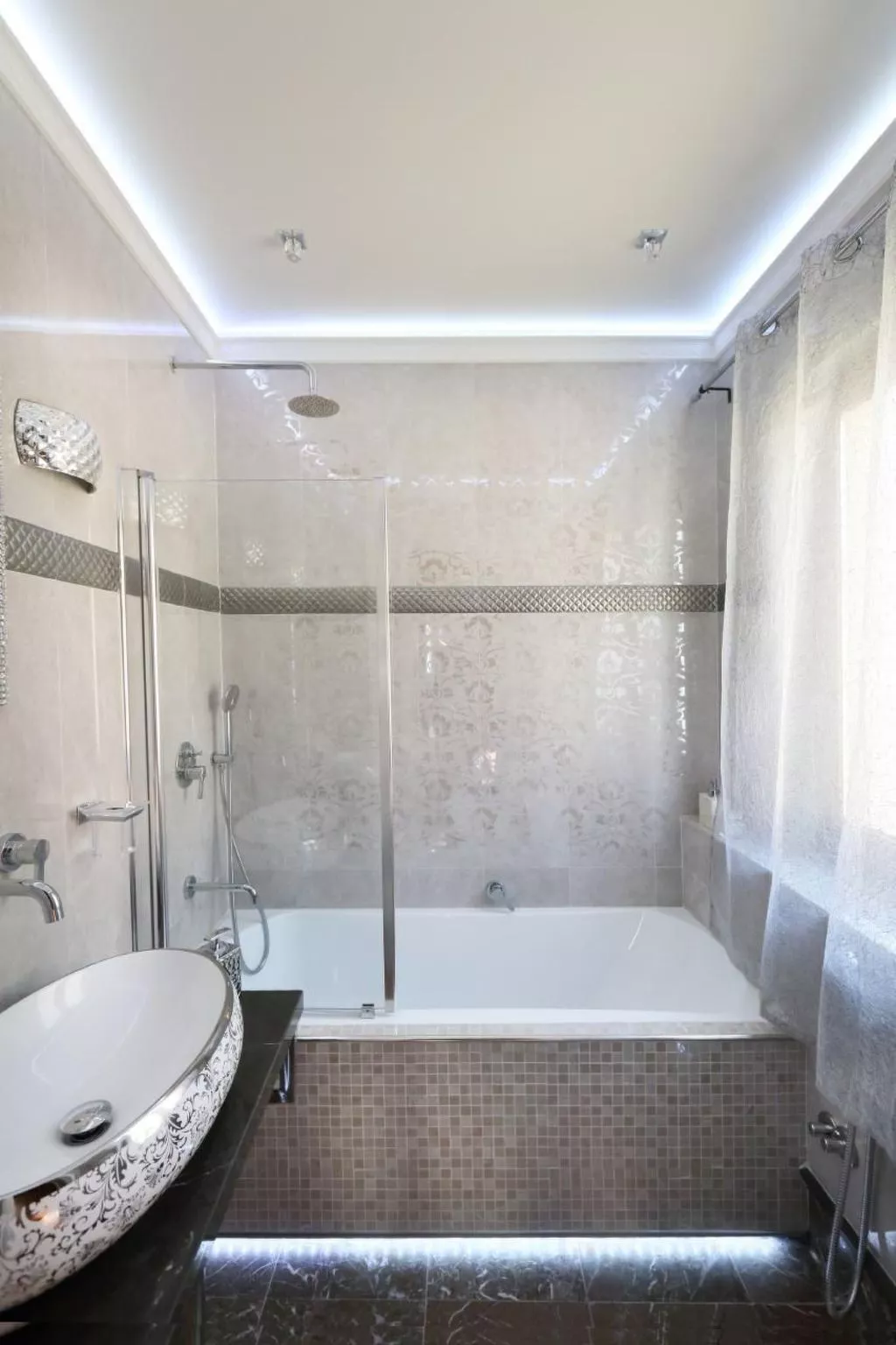 City center house-Image-tags.info