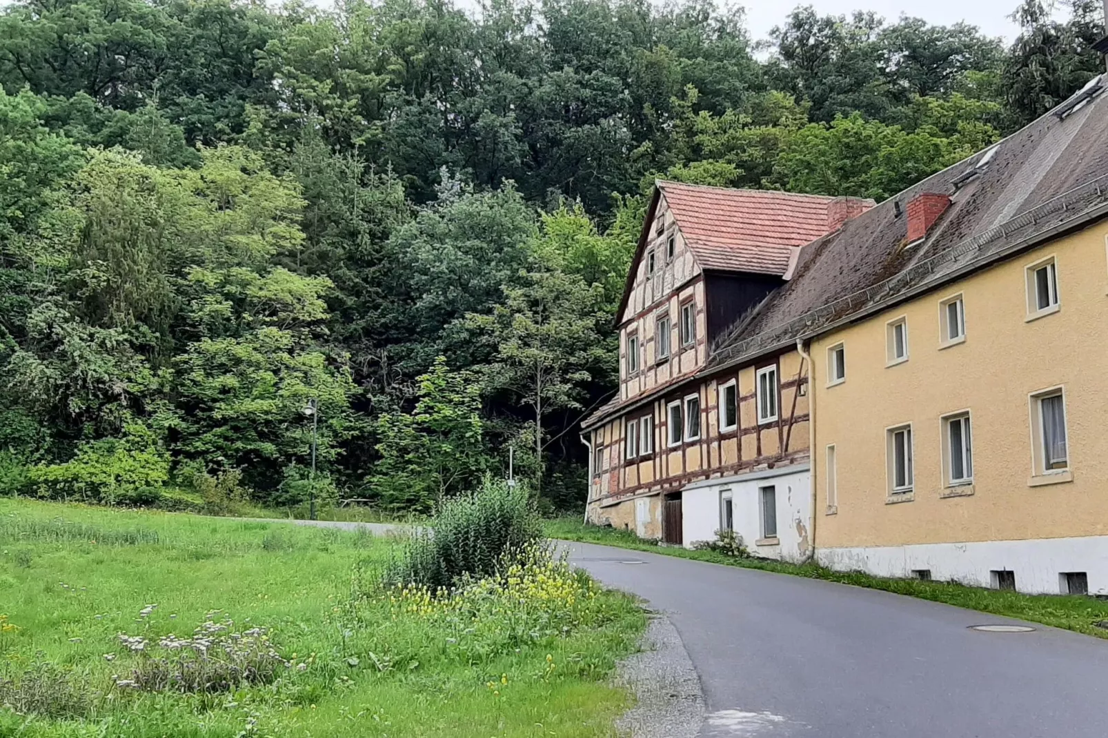 Ferienwohnug an der Saale-Buitenkant zomer