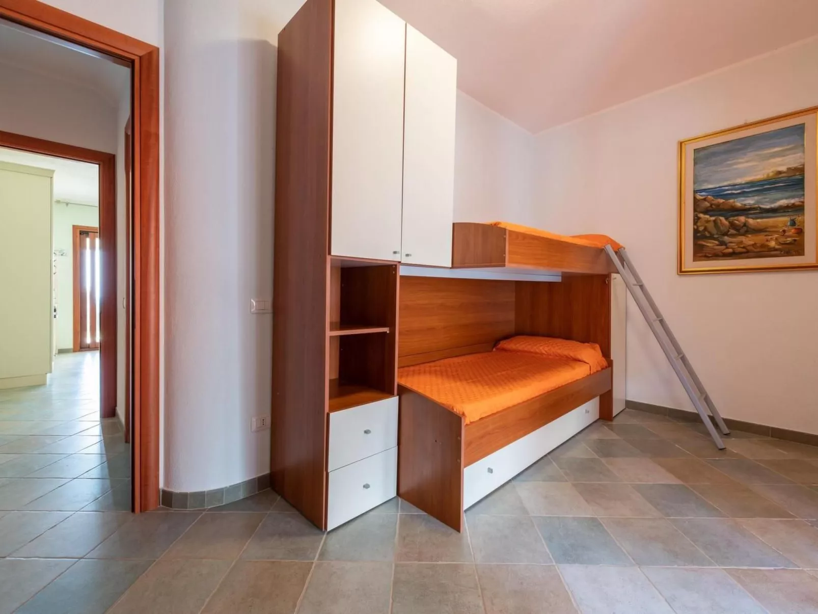 Haus mit Panoramablick in Chia in natürlicher Umgebung-Image-tags.info