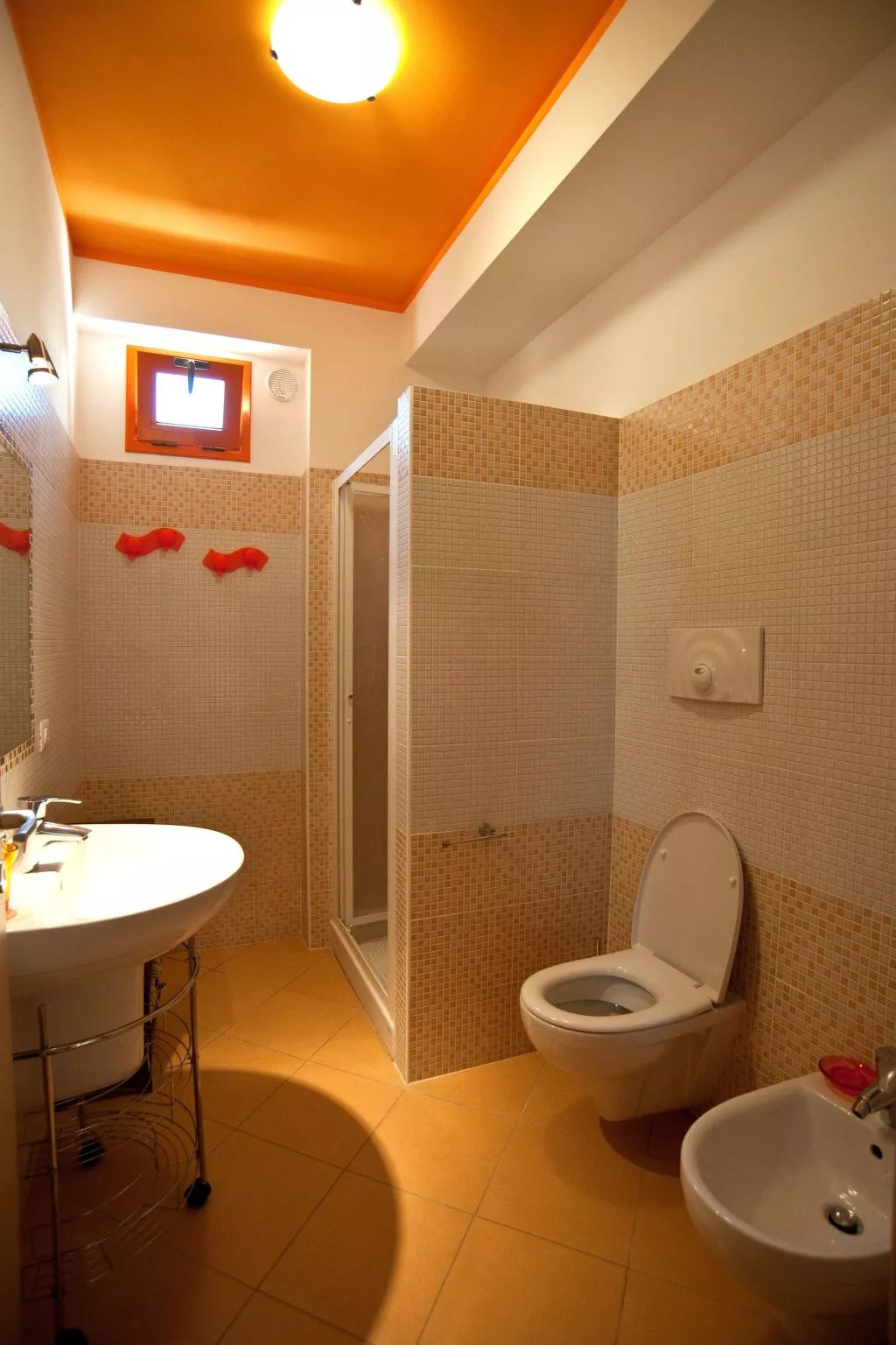 Komfortwohnung mit Garten - 70 m vom Meer entfernt-Binnen