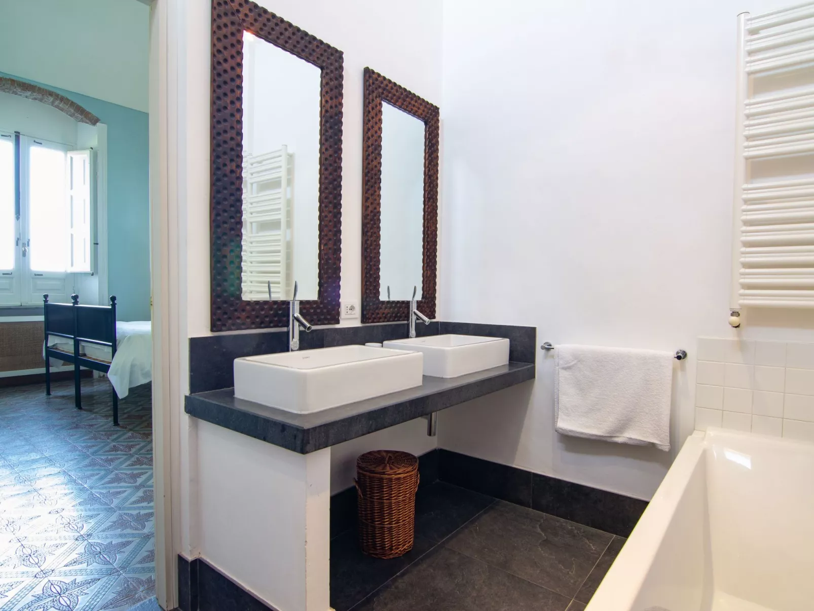 Villa dei Baroni-Image-tags.info