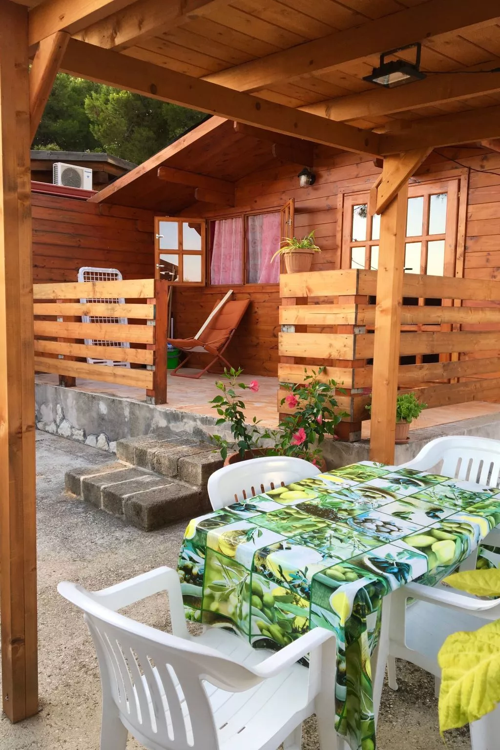 Gemütliches Haus in Vieste mit privatem Garten-Buiten