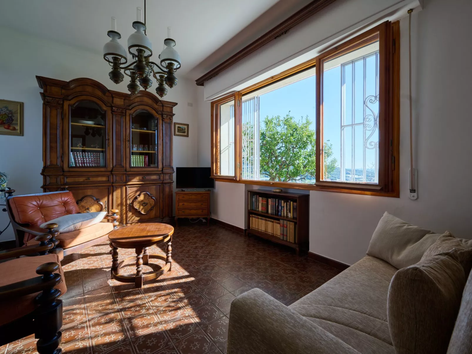 Villa Camilla Gartenwohnung'-Binnen