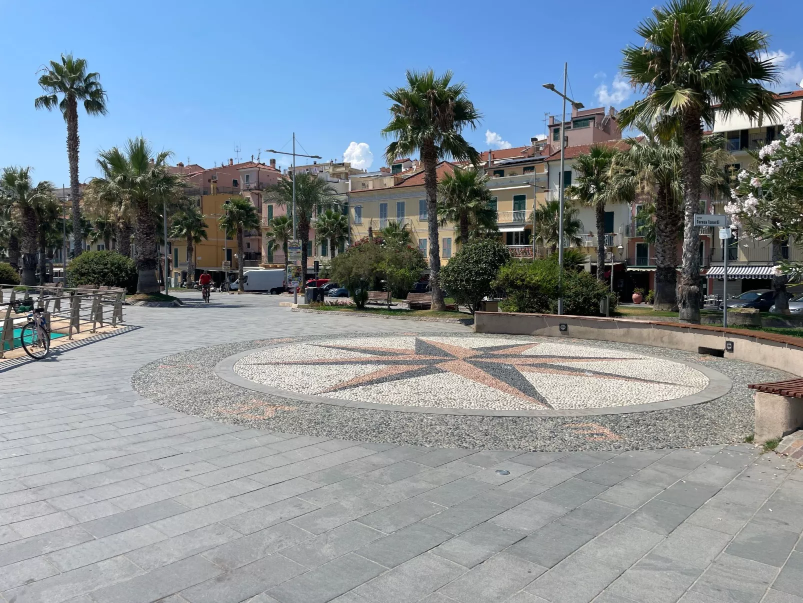 Gaia Home by Holiday World-Buiten