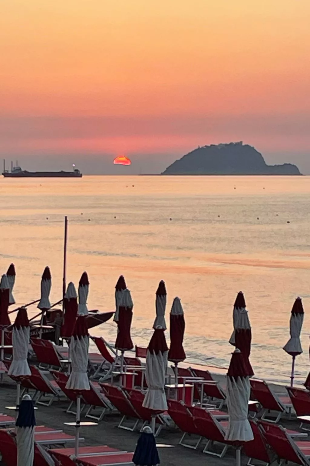 ALASSIO BEACH HOUSE - SEASIDE RELAXED LIVING-Buiten