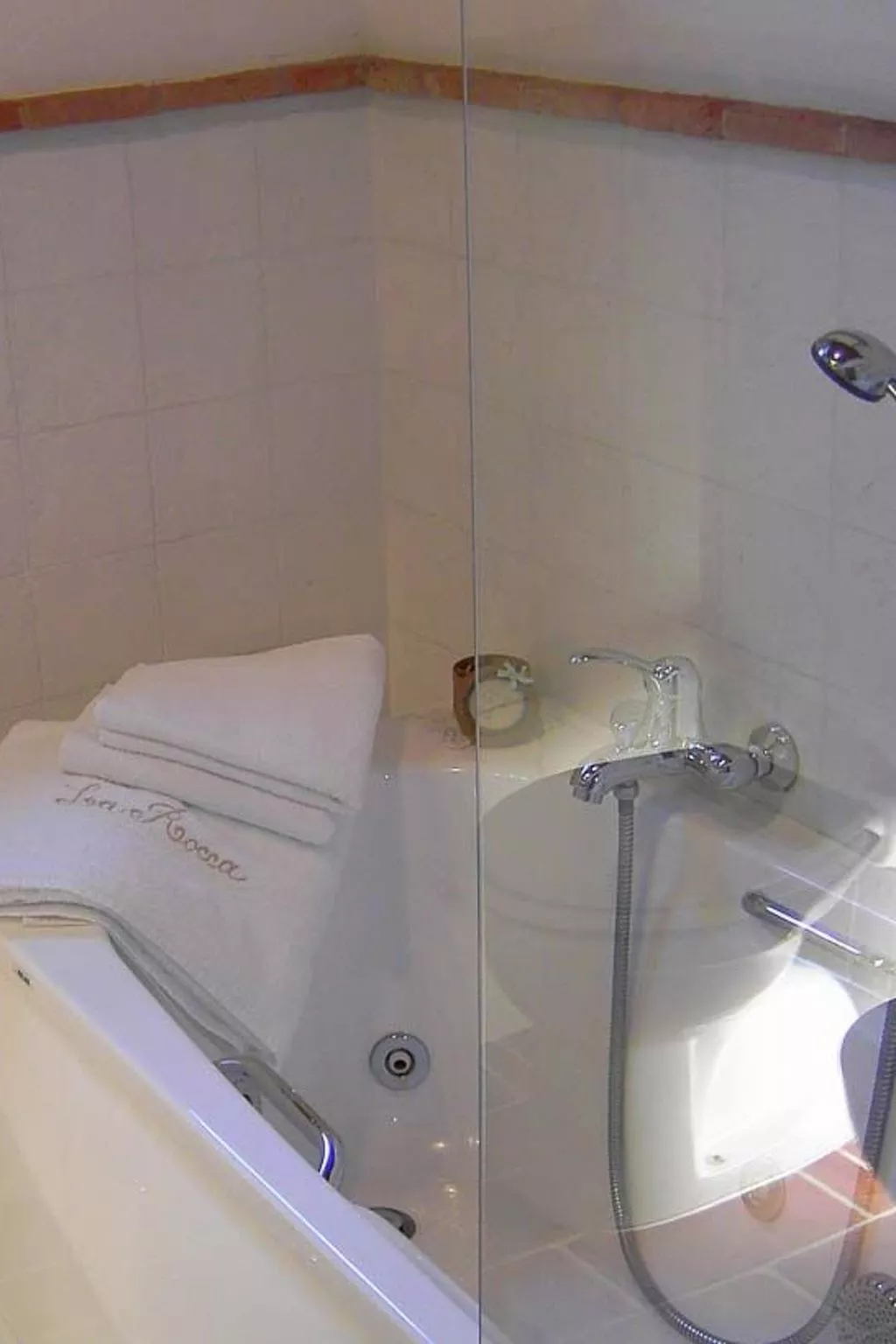 Für 4 Personen ca. 70 m&sup2; in Palaia, Toskana (Provinz Pisa)-Image-tags.info