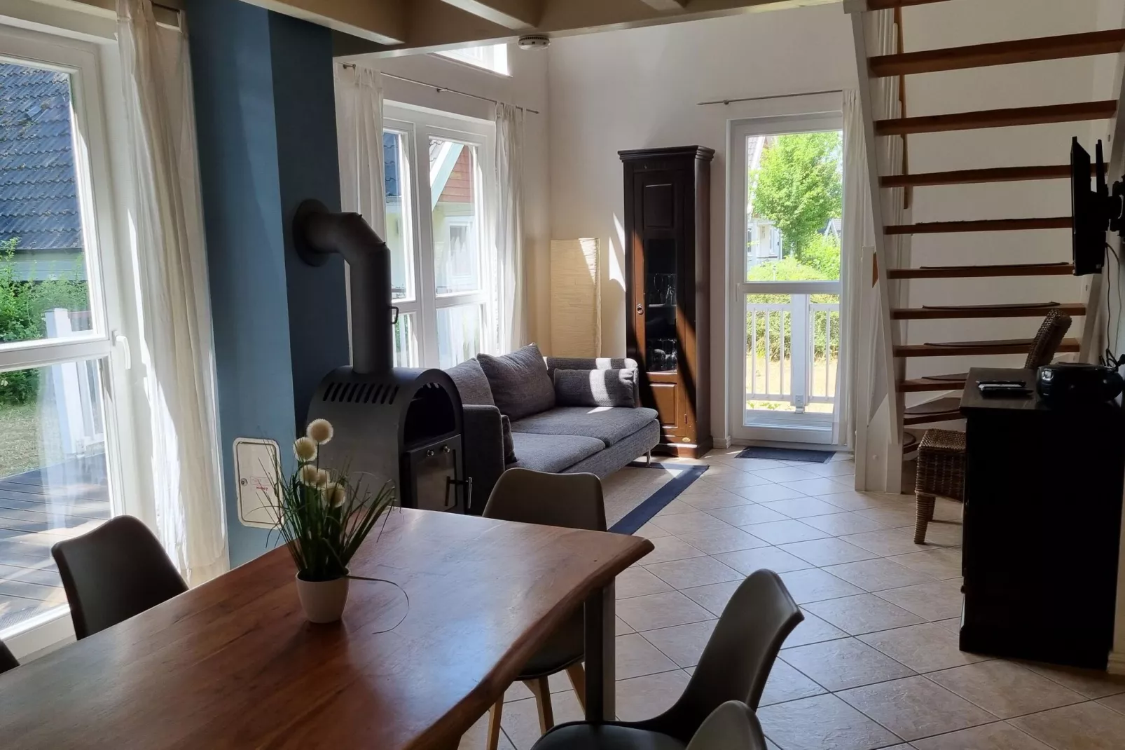 Familienhaus am Wald-Woonkamer