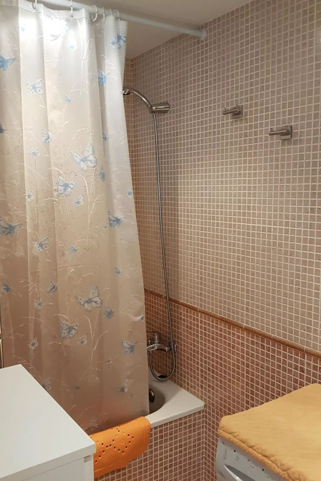 Moderne Ferienwohnung Casavovo mit Terrasse-Binnen