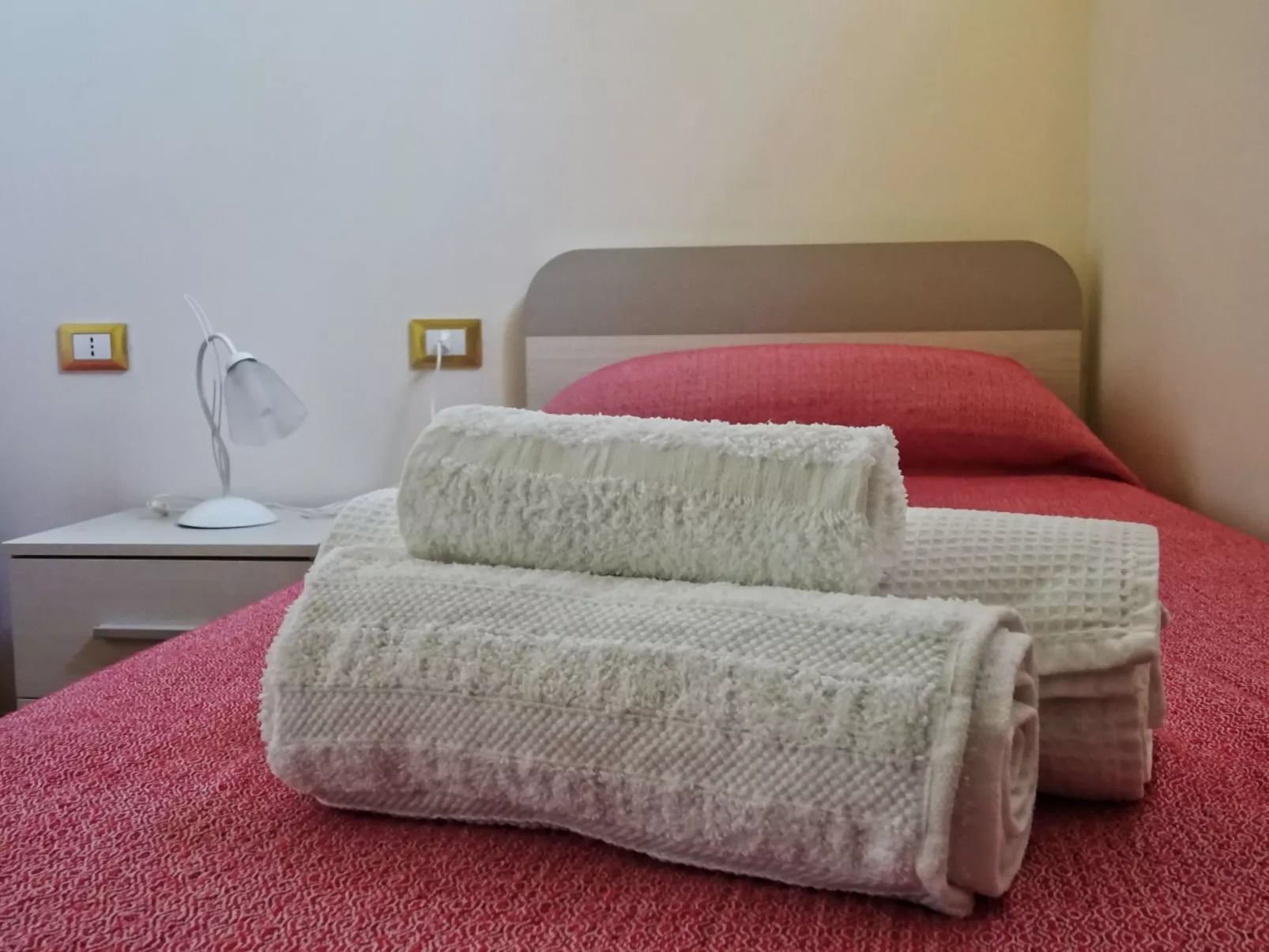 Das Haus von Loredana wartet auf dich!-Binnen