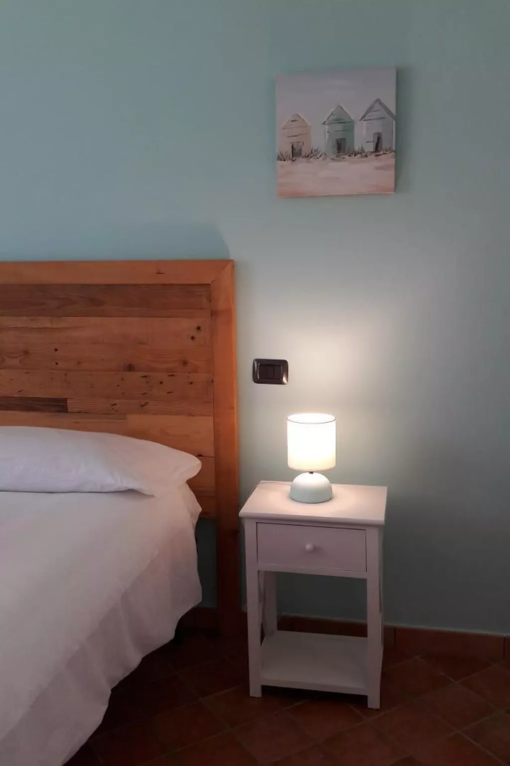 Villa im Grünen mit Schwimmbad und Meerblick-Binnen