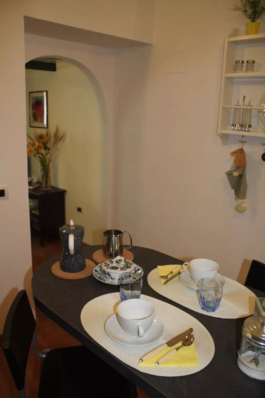 Casa del Girasole im Herzen von Neapel-Image-tags.info