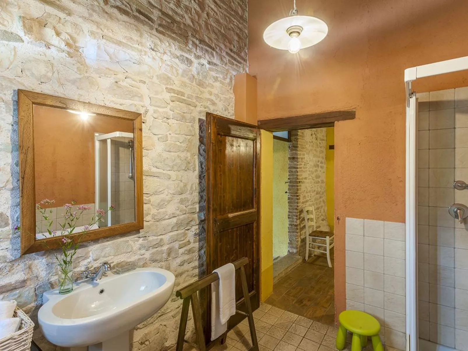 Ferienvilla 'Checello' mit privatem Pool-Binnen