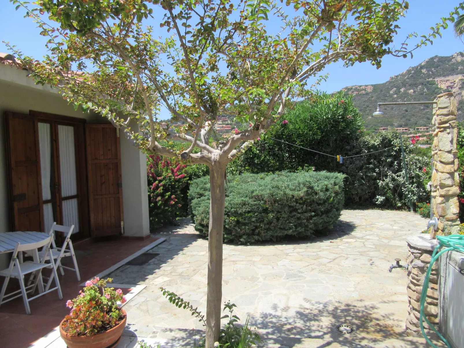 Casa Dany mit geschlossenem Garten-Buiten