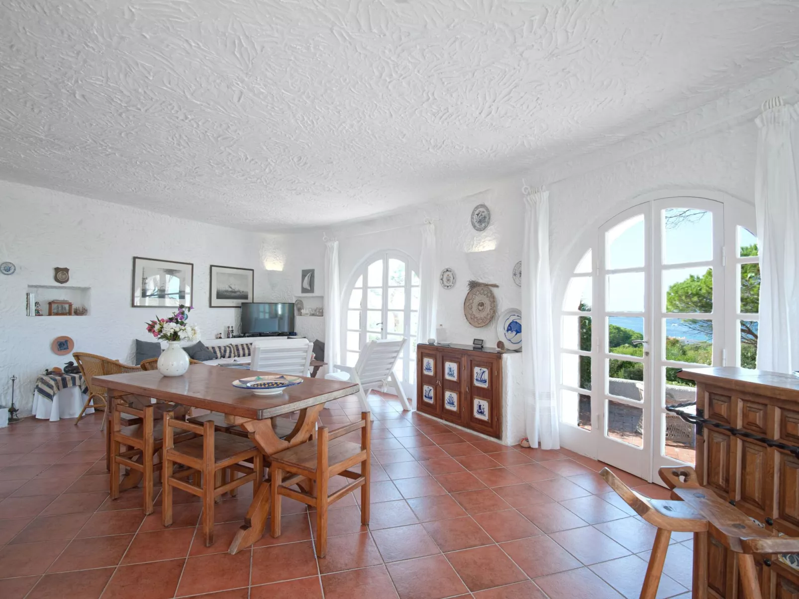 Villa Costa Rossa-Binnen