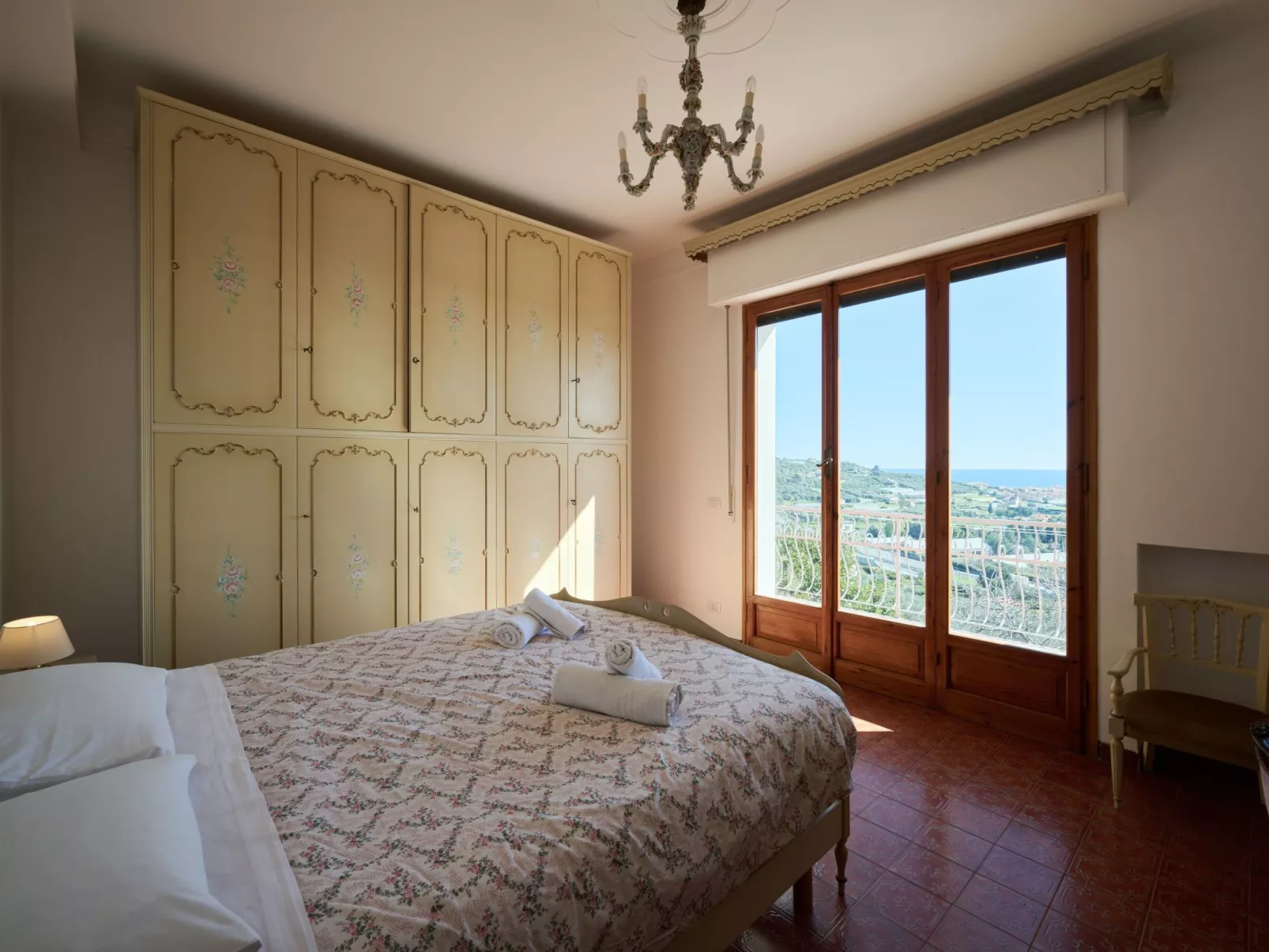 Villa Camilla Wohnung Terrasse-Binnen