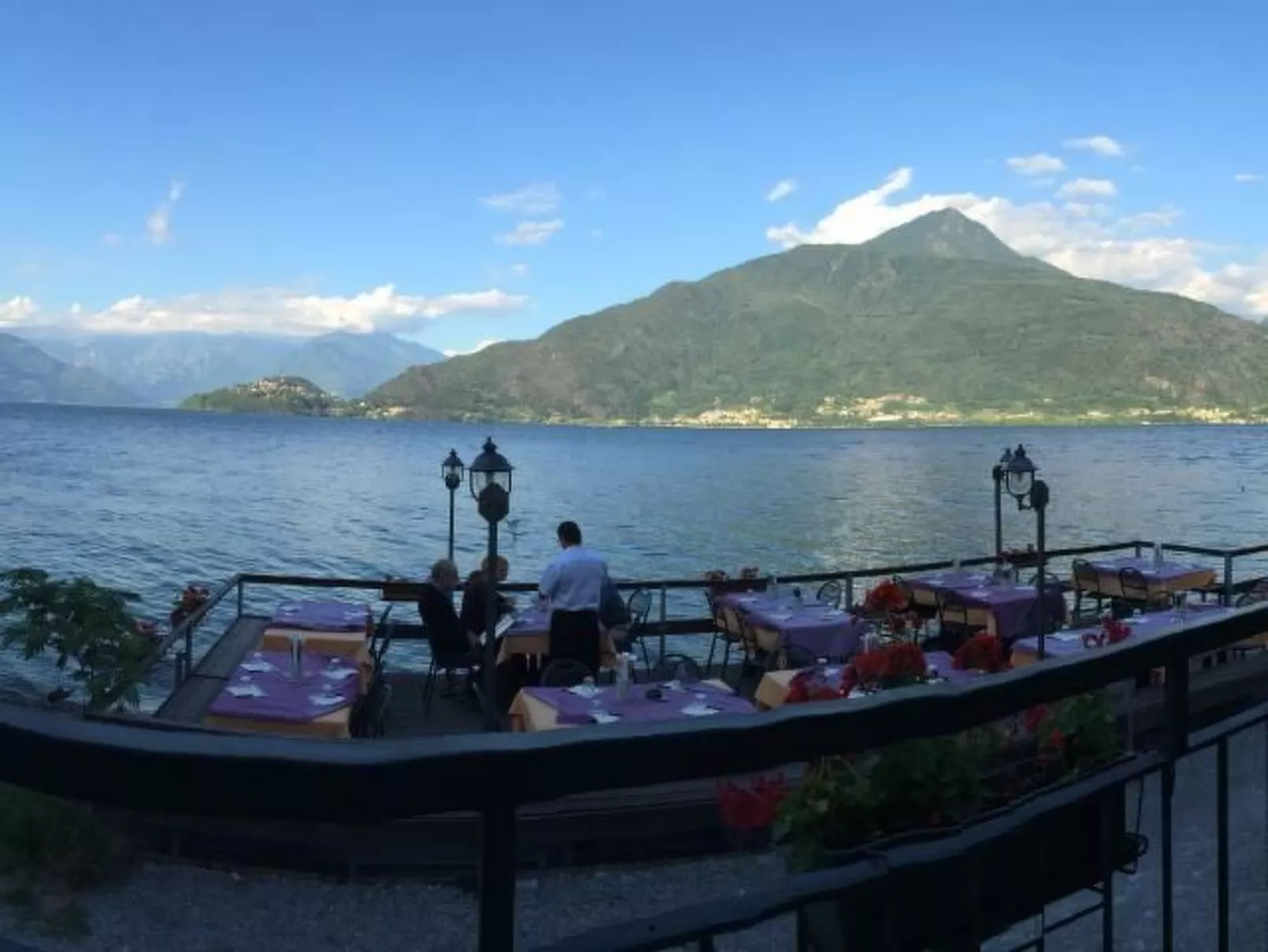 Wohnung Annetta mit Sicht auf See und Berge 75 m²-Binnen