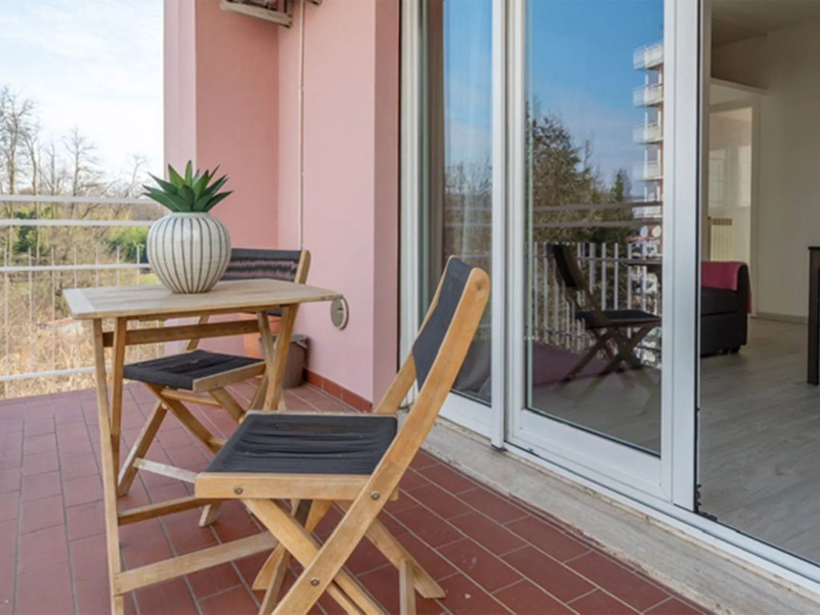 "Casa Martina' Wohnung mit Seeblick-Binnen
