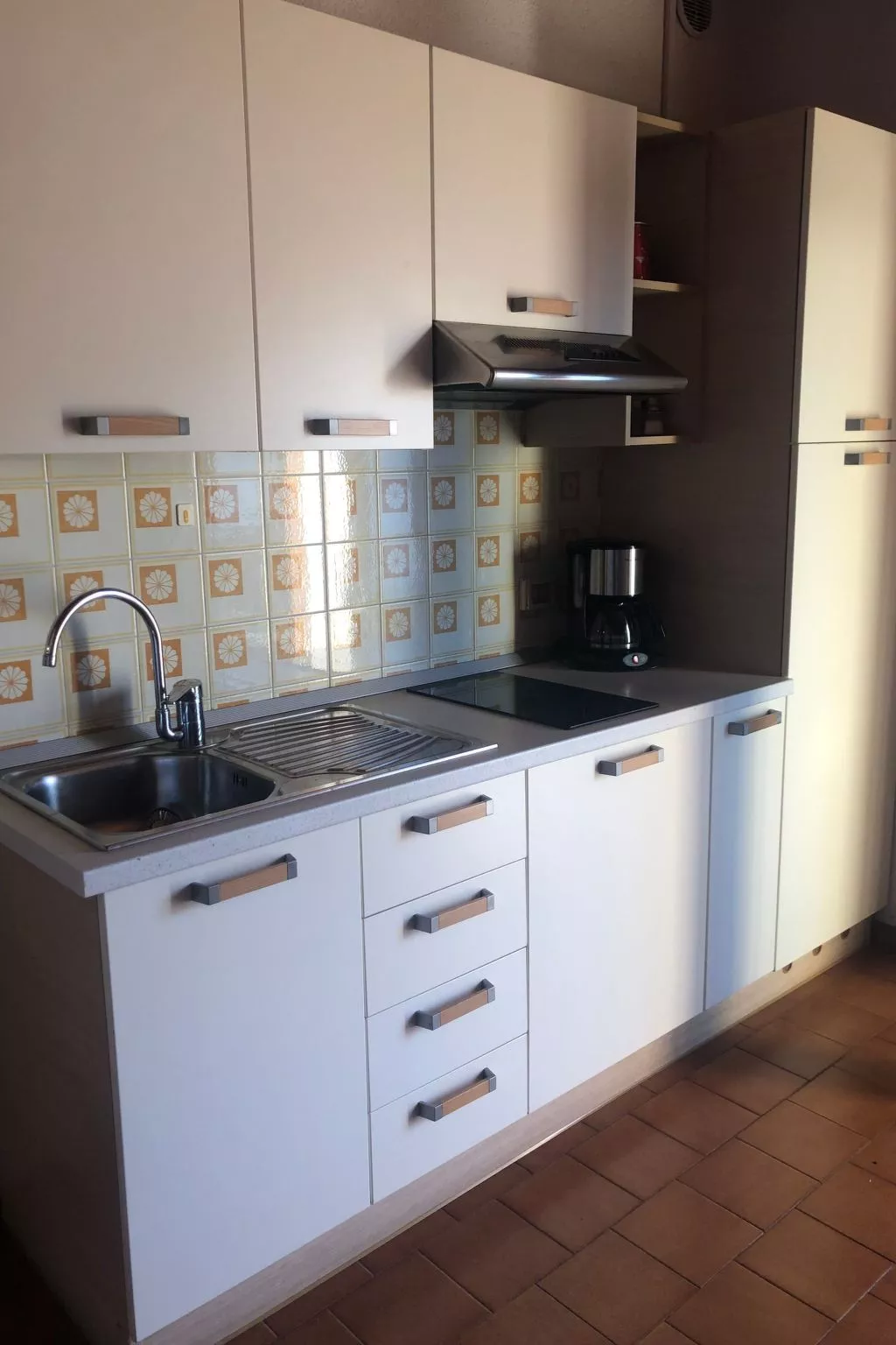 Wohnung nr. 2 im Casa Mary mit Balkon und Seeblick-Binnen