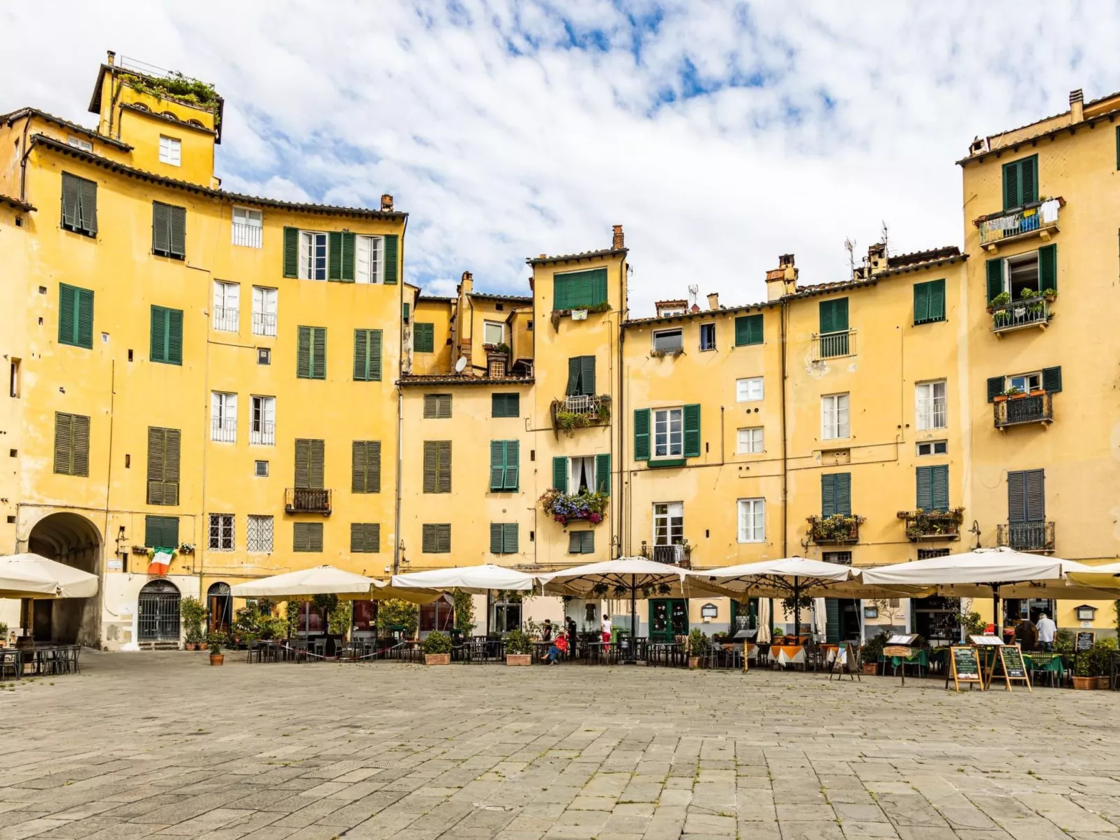 Moderne und komfortable Wohnung, ideal für zwei Personen-Buiten