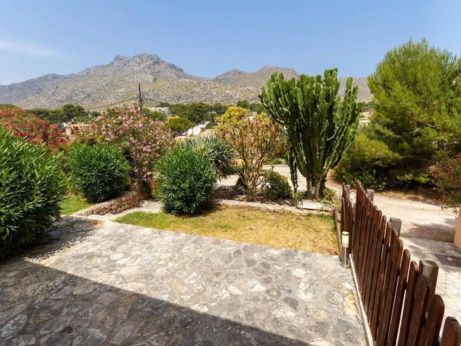 Villa Alexandria Cala Sant Vicenç-Image-tags.info