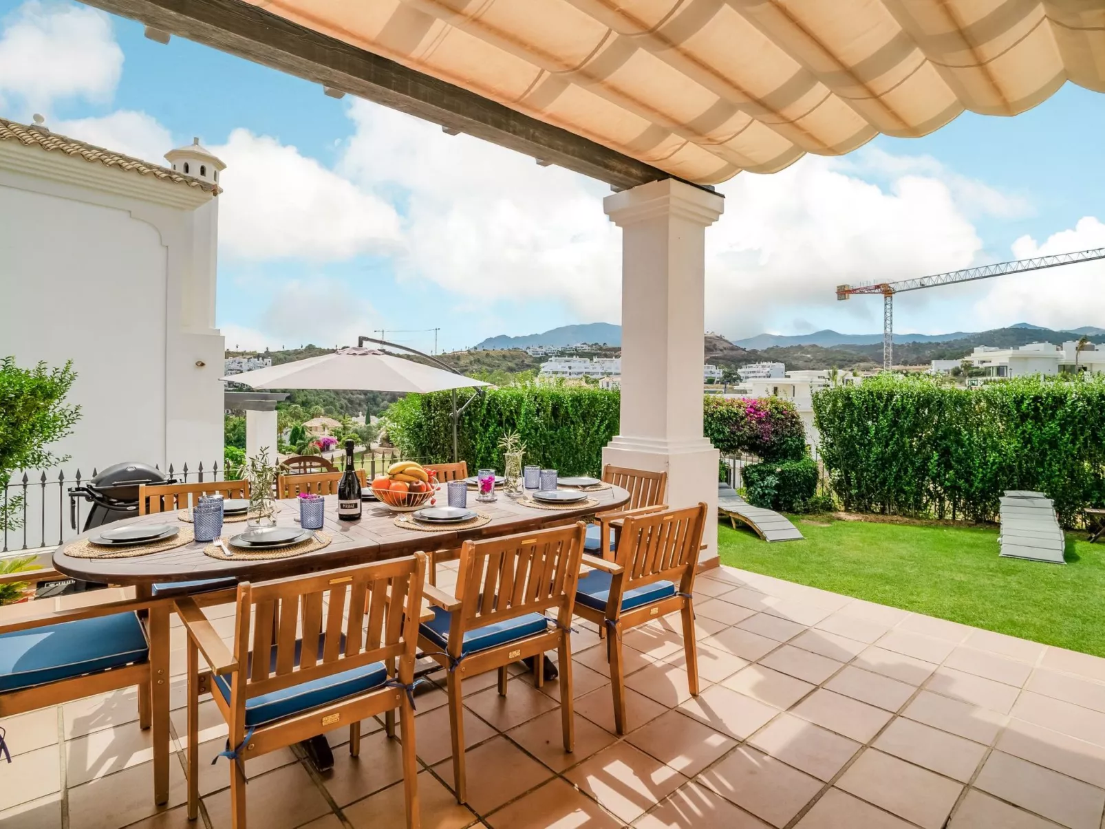 Chalet "La Resina" mit Garten, Grill und Terrasse-Buiten