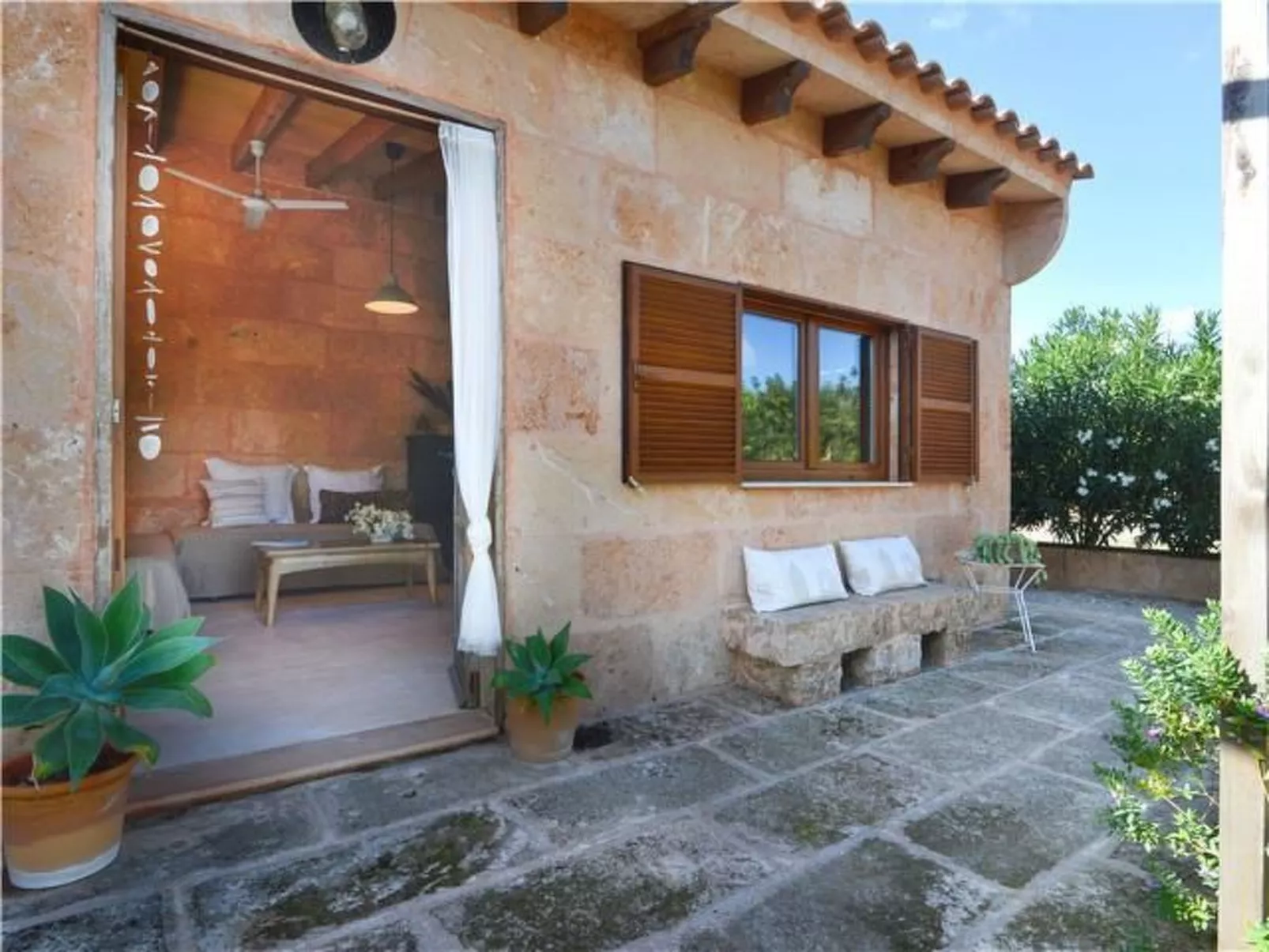 Finca Can Patito-Binnen