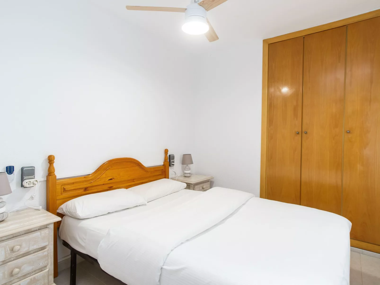 Forner Apartments - Mit Meerblick-Binnen