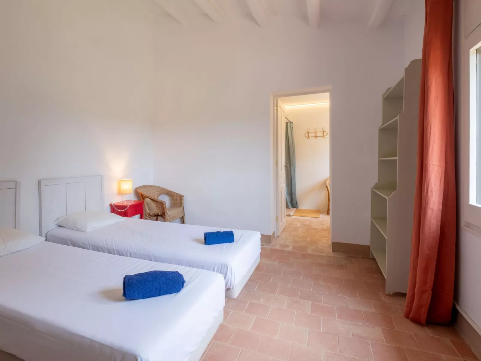 Costabravaforrent La Tallada, mit privatem Pool-Binnen