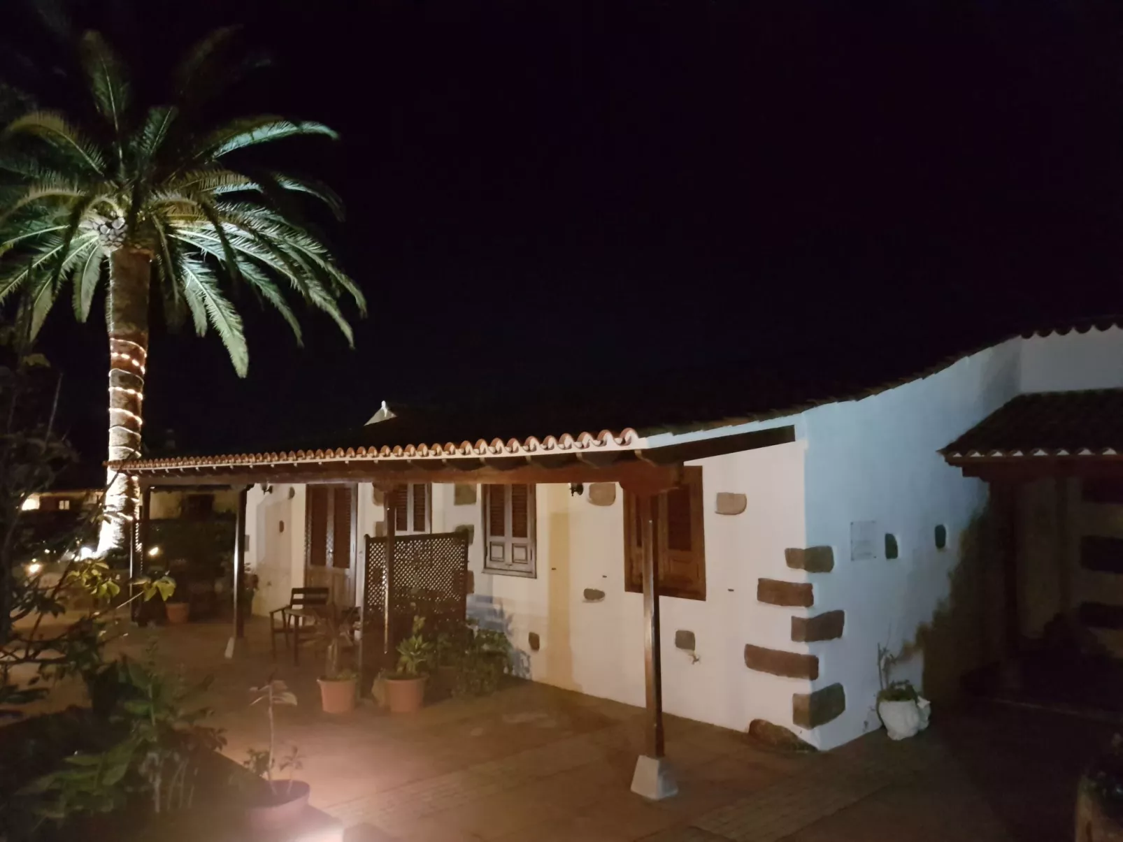 Romantisches Landhaus mit Pool-Image-tags.info