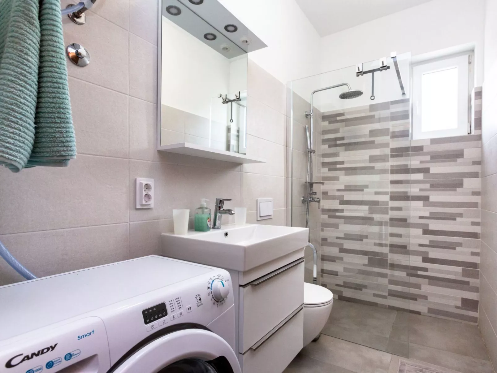 "Davorin" mit Balkon-Image-tags.info