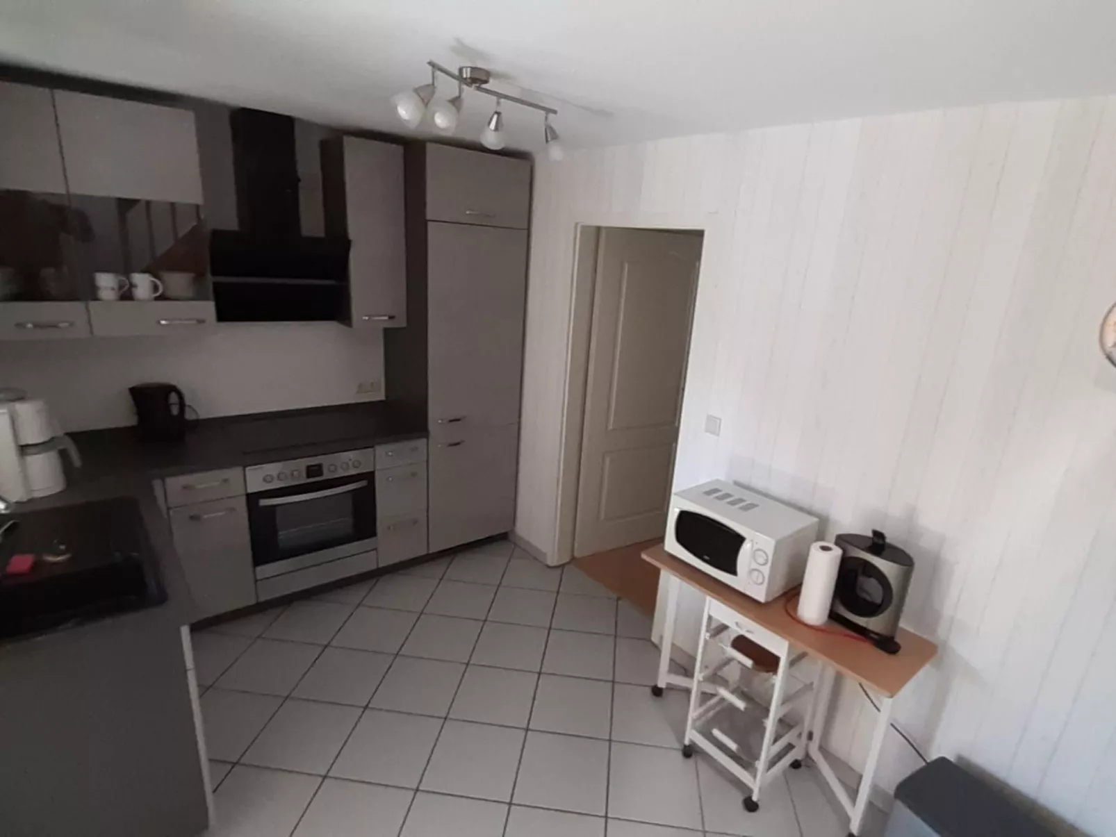 Große Wohnung in Tungendorf mit Grill-Binnen