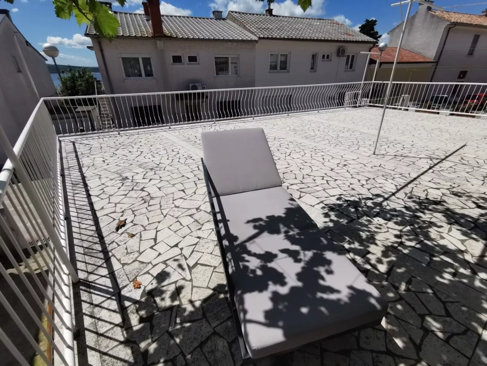 Schönes Appartement mit Terrasse-Image-tags.info