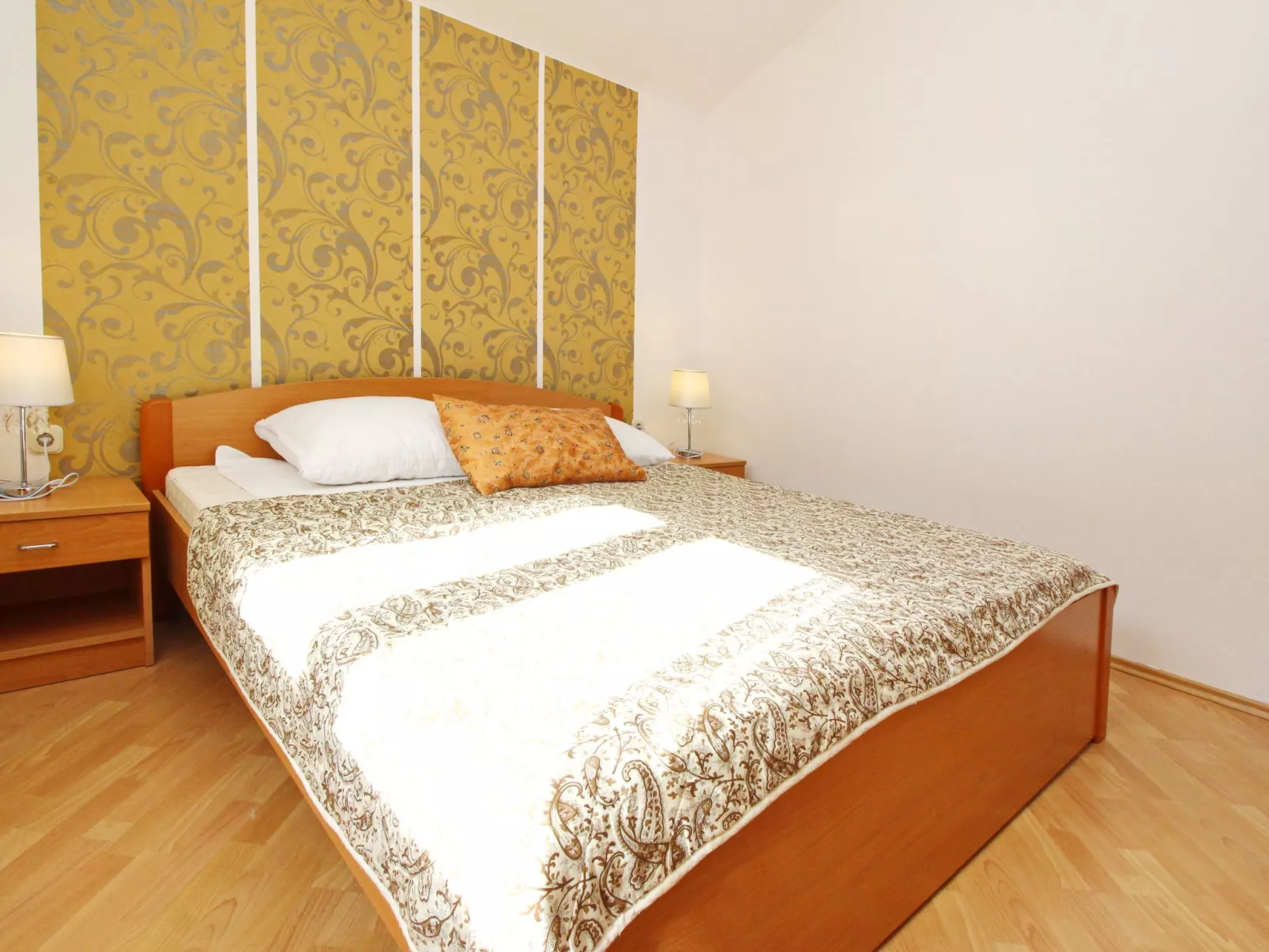 In Baška mit Eigenem Balkon-Binnen