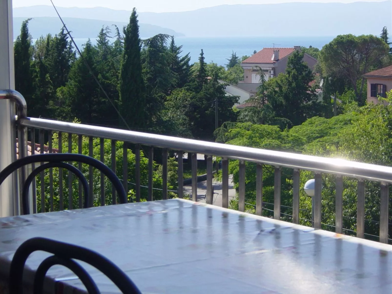 Schöne moderne und voll ausgestattete Wohnung.-Buiten