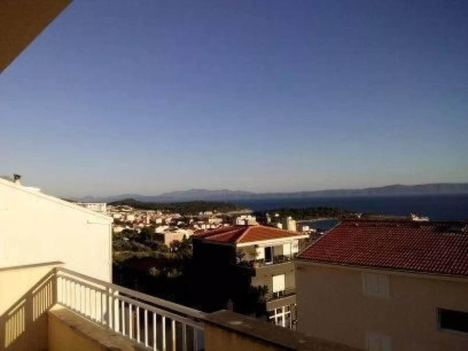 Wohnung mit Blick auf das Wasser-Buiten