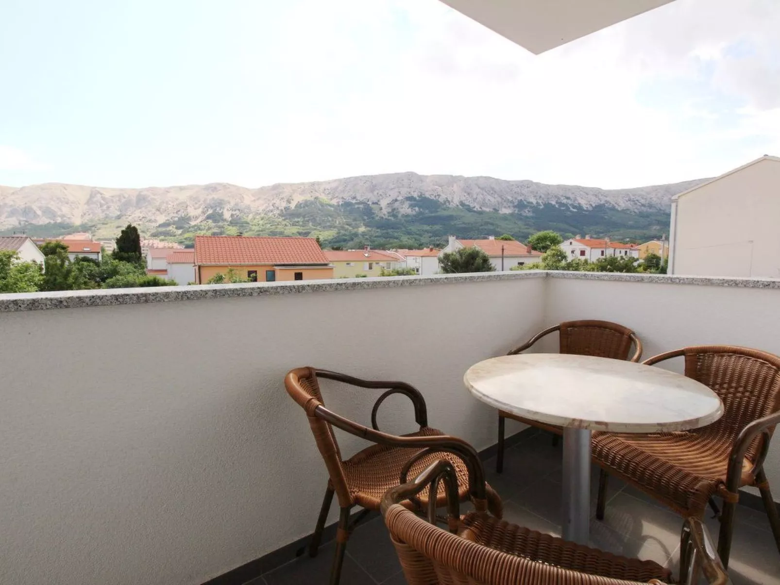 Wohnung in Baška mit Eigenem Balkon-Buiten