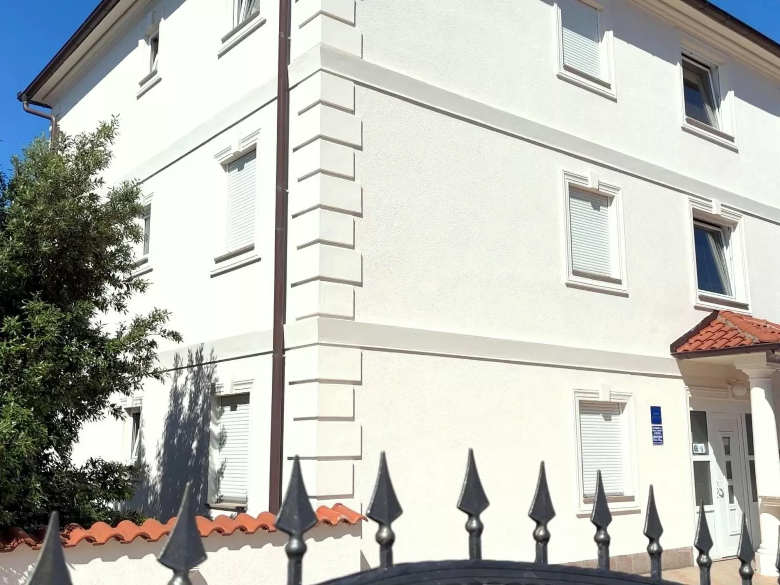 Wohnung mit Balkon und Meerblick-Buiten