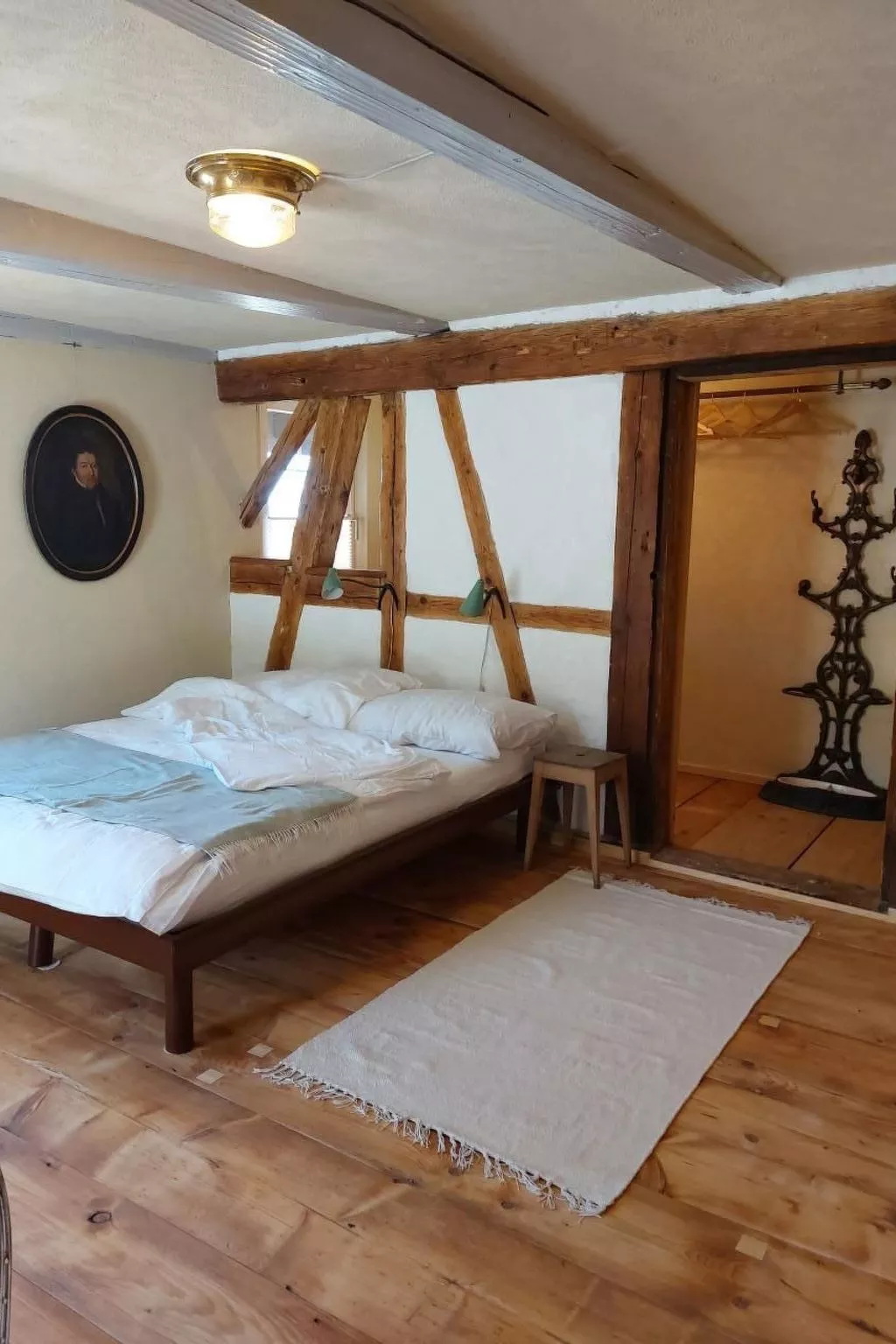 Historisches Riegel-Doppelbauernhaus-Binnen