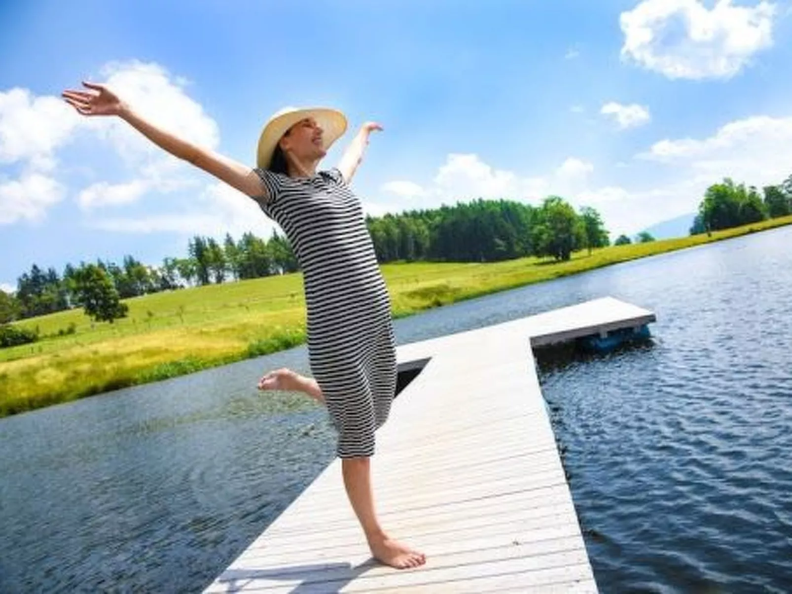 Chalet "Chestnut cottage" in den Bergen.-Buiten