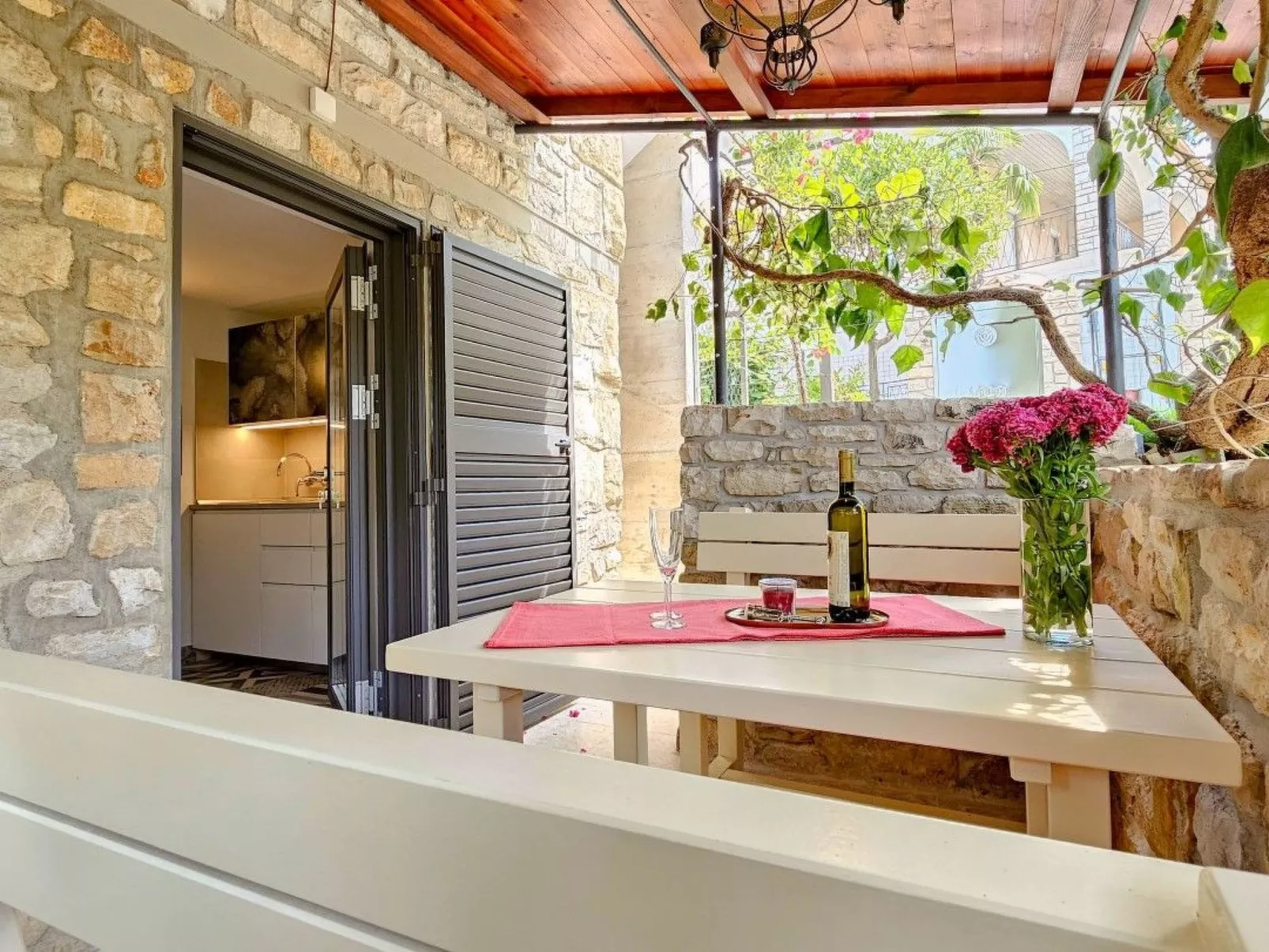 Studio-Apartment 100m vom Meer entfernt-Buiten