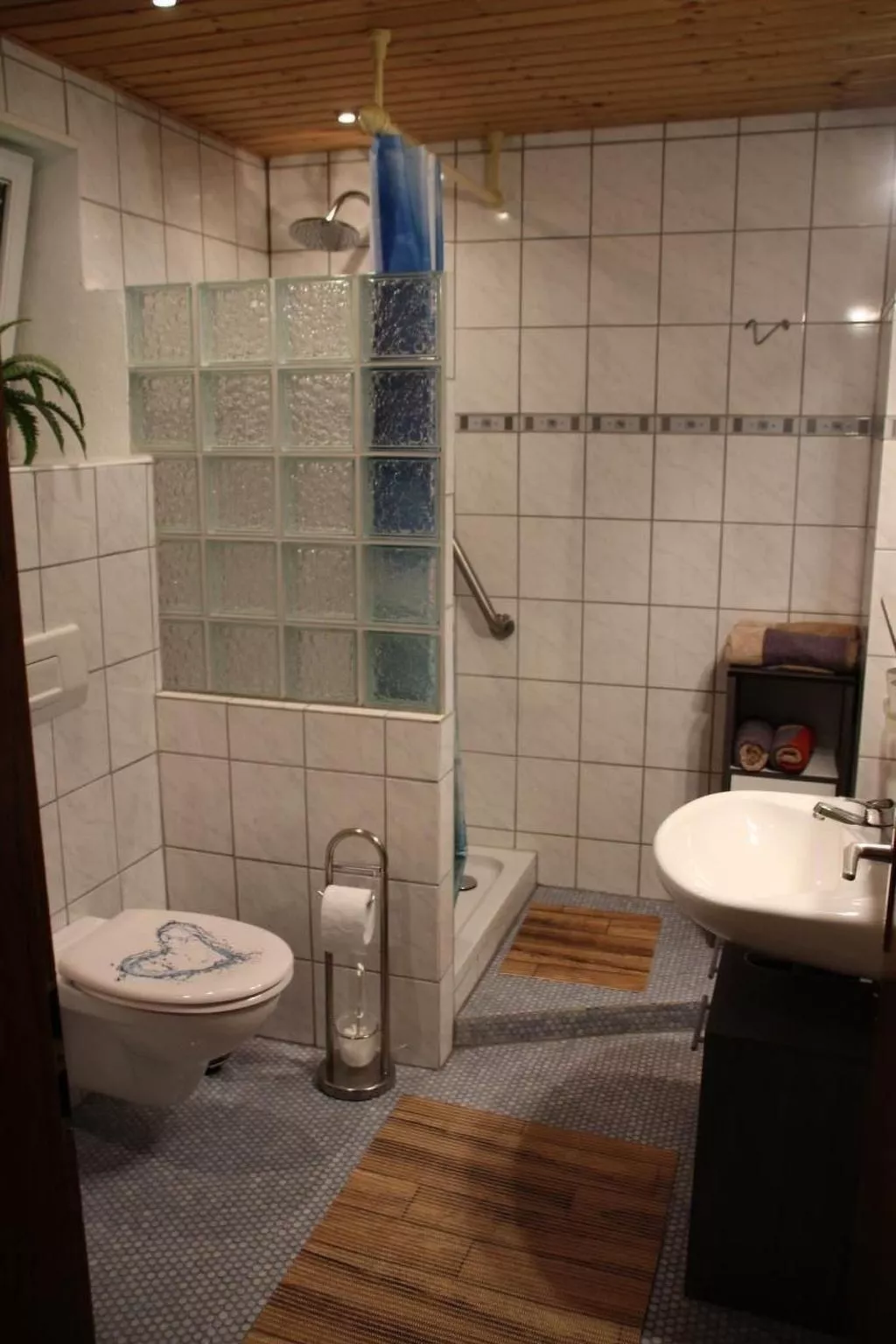 In Viereth mit Garten und Terrasse-Image-tags.info