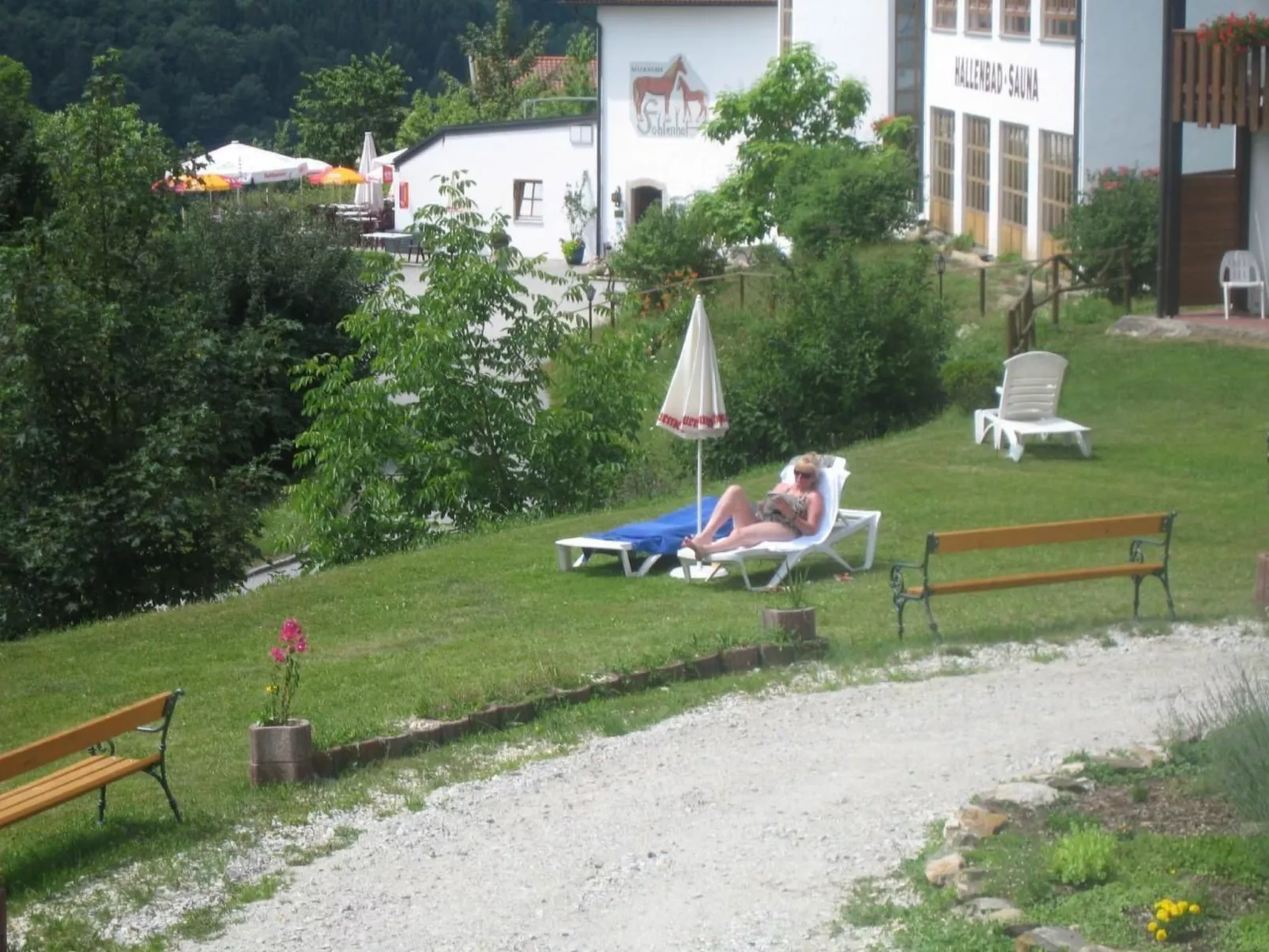 Gemütliche Ferienwohnung mit Blick auf die Donau-Buiten