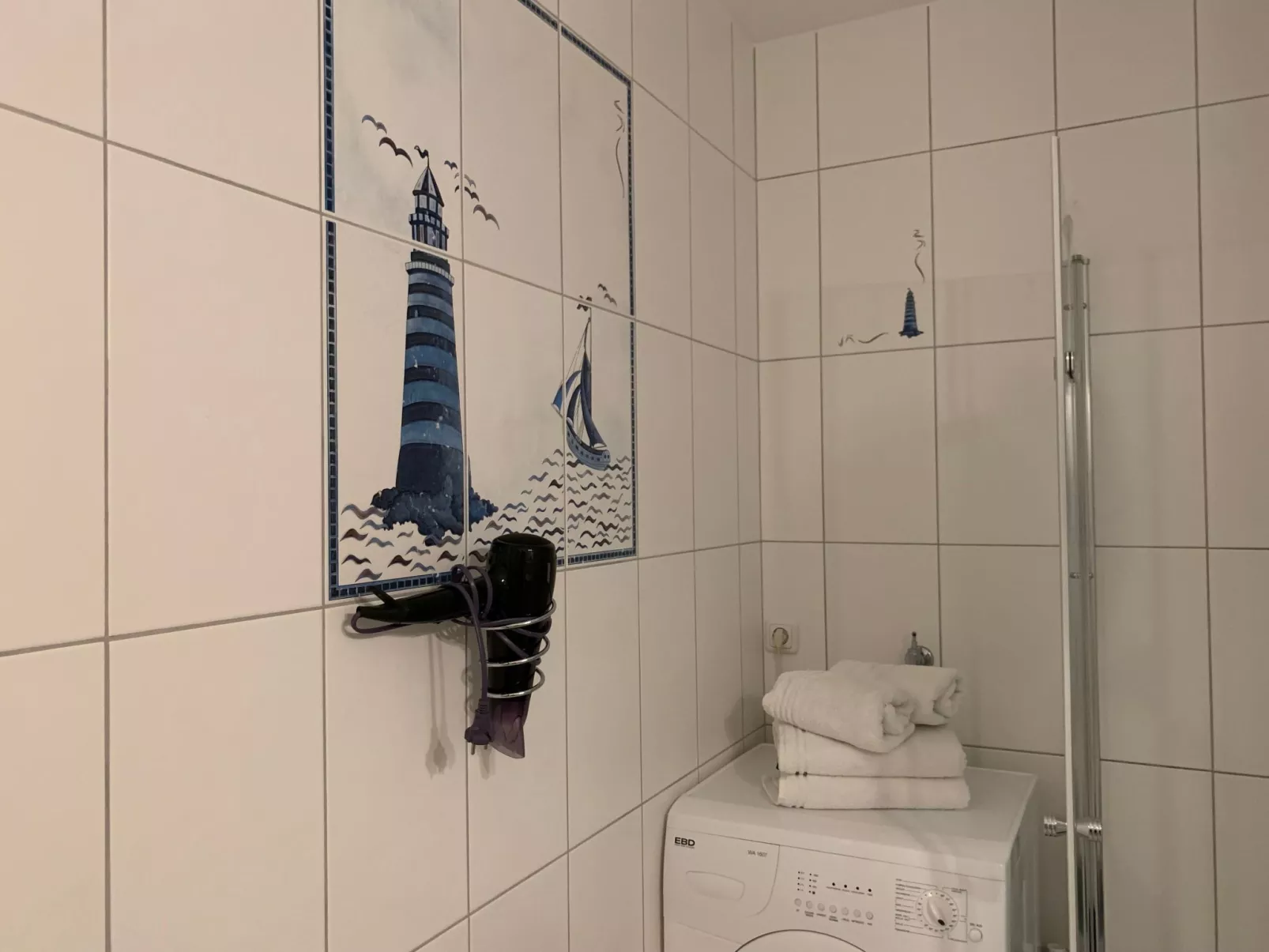 Elbe-Ferienwohnung mit Terrasse nah am Zentrum-Binnen