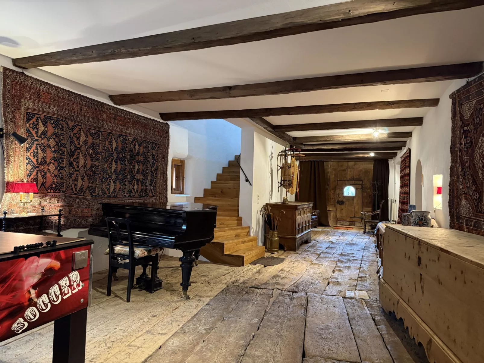 Chesa Delfins-Binnen