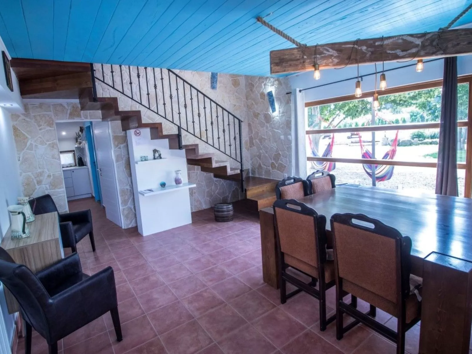 Villa Ni-Sa mit Privatpool für 11 Personen-Binnen